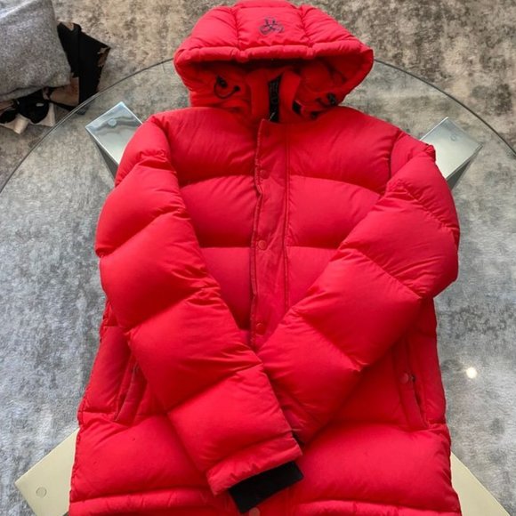COPY - The Super Puff Jacket from Aritzia in Red. NWOT - Picture 2 of 4
